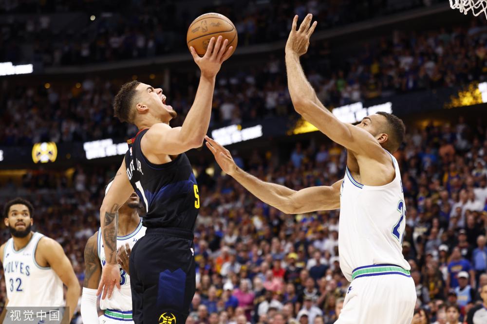 出贡献的高 出贡献的高