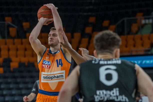 为技战术提 为技战术提