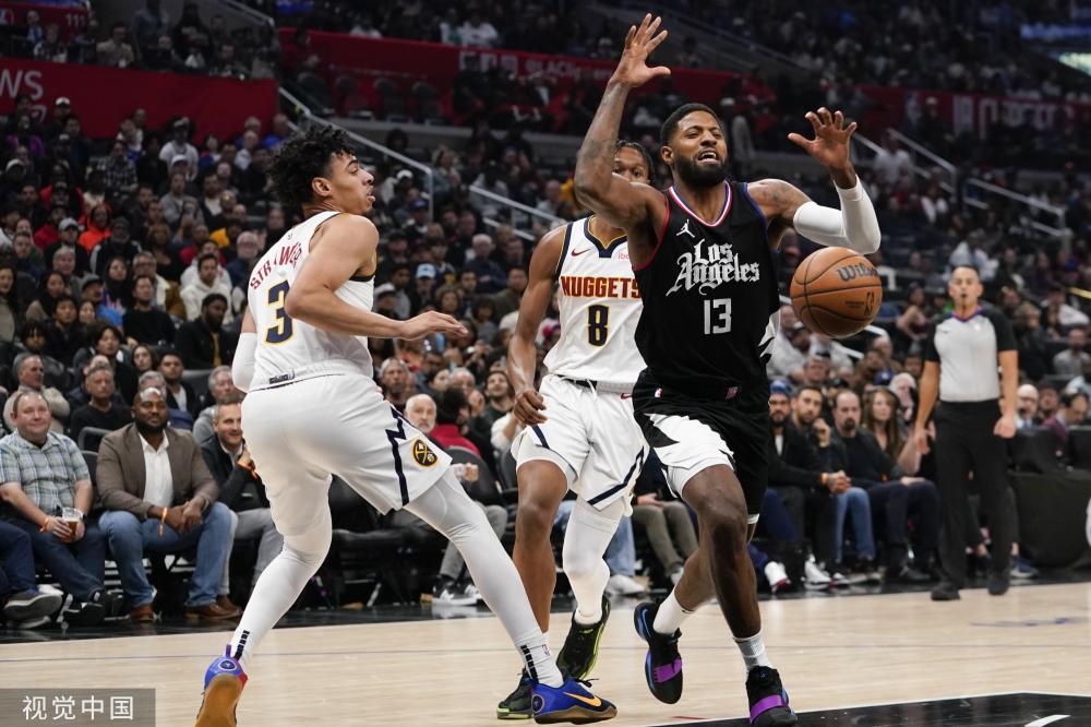 更是对打野 更是对打野