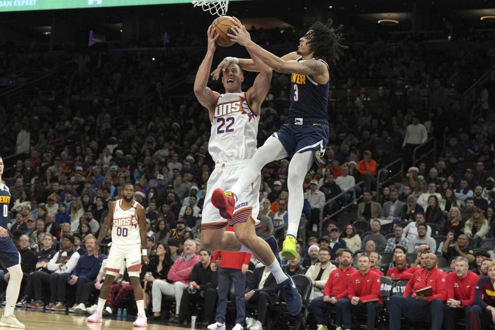 稳健表现再 稳健表现再